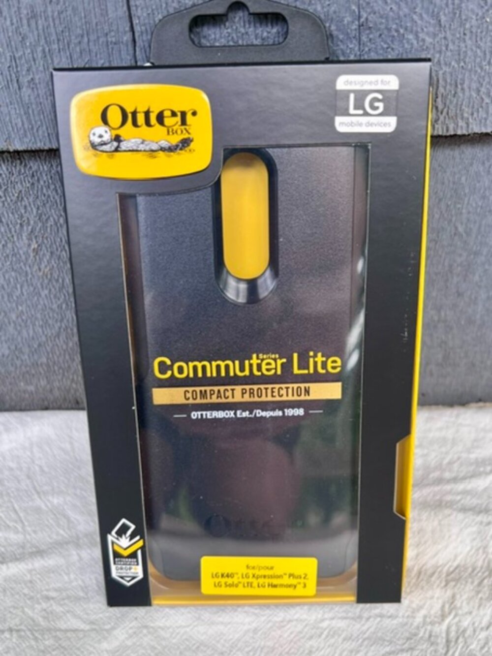 OtterBox Commuter Lite Series Case for LG K40 | Black